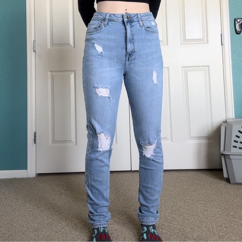 Forever 21 Distressed High Rise Jeans
